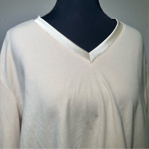 Liz Claiborne Cream V-Neck Sweater with Satin Neckline - Picture 4 of 7